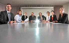 مدیران زن در مقابل مدیران مرد مدیران زن در مقابل مدیران مرد